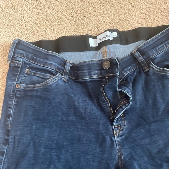 Jeans - Picture 2 of 2